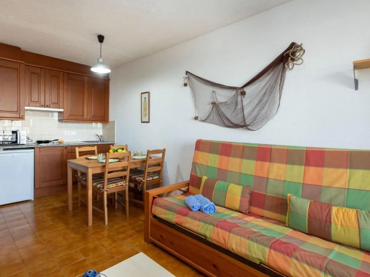 Apartment Poble Amarres II L'Escala Spain